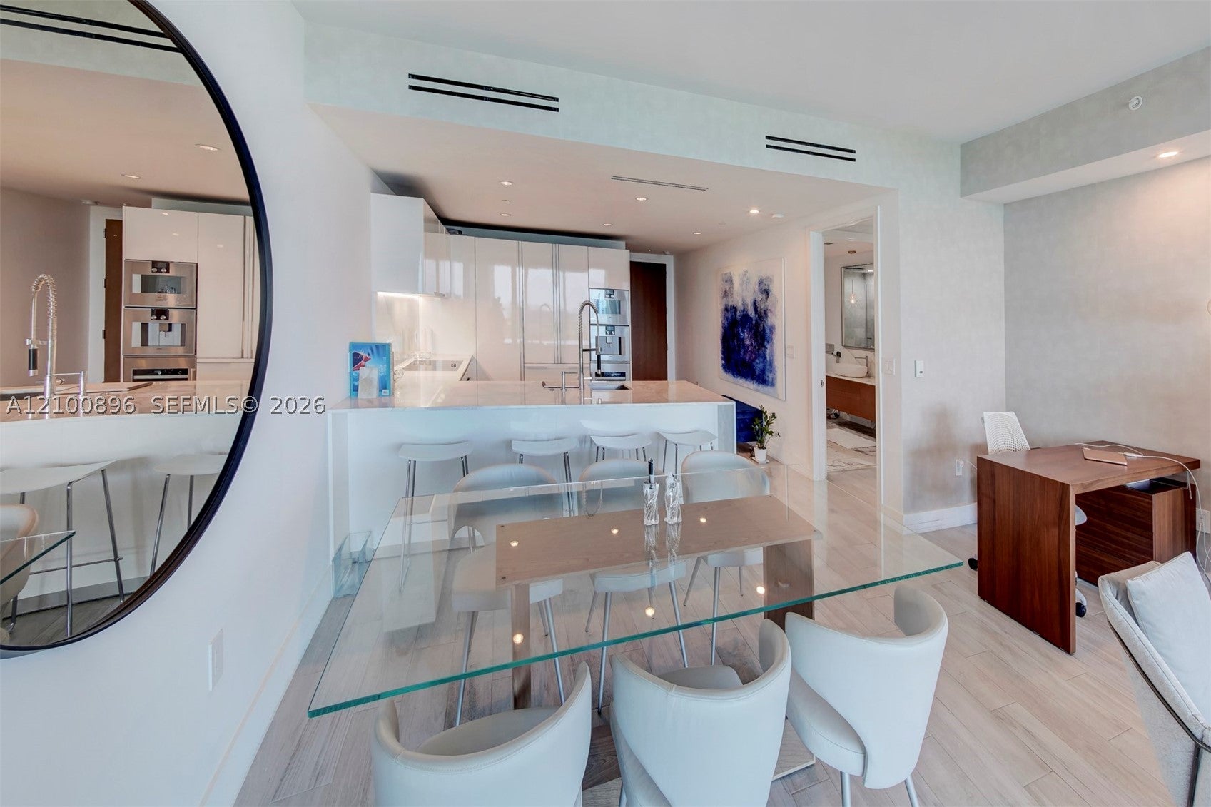 10201 Collins Ave 804
