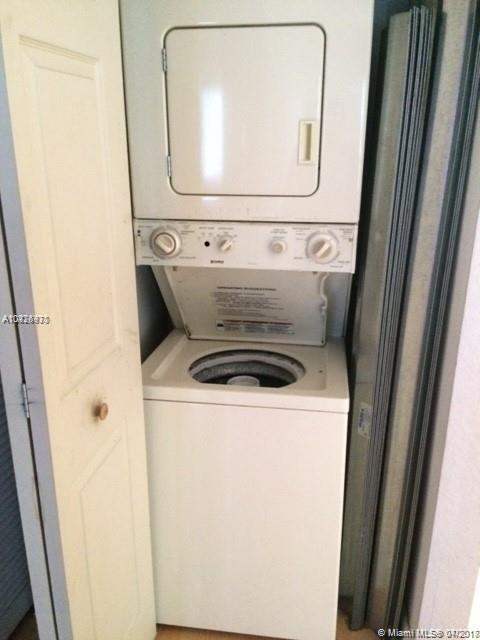 CARIBBEAN ISLES VILLAS CO - Residential