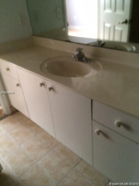 CARIBBEAN ISLES VILLAS CO - Residential