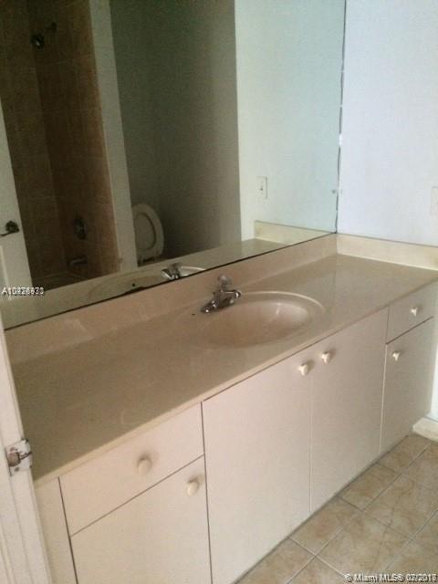 CARIBBEAN ISLES VILLAS CO - Residential