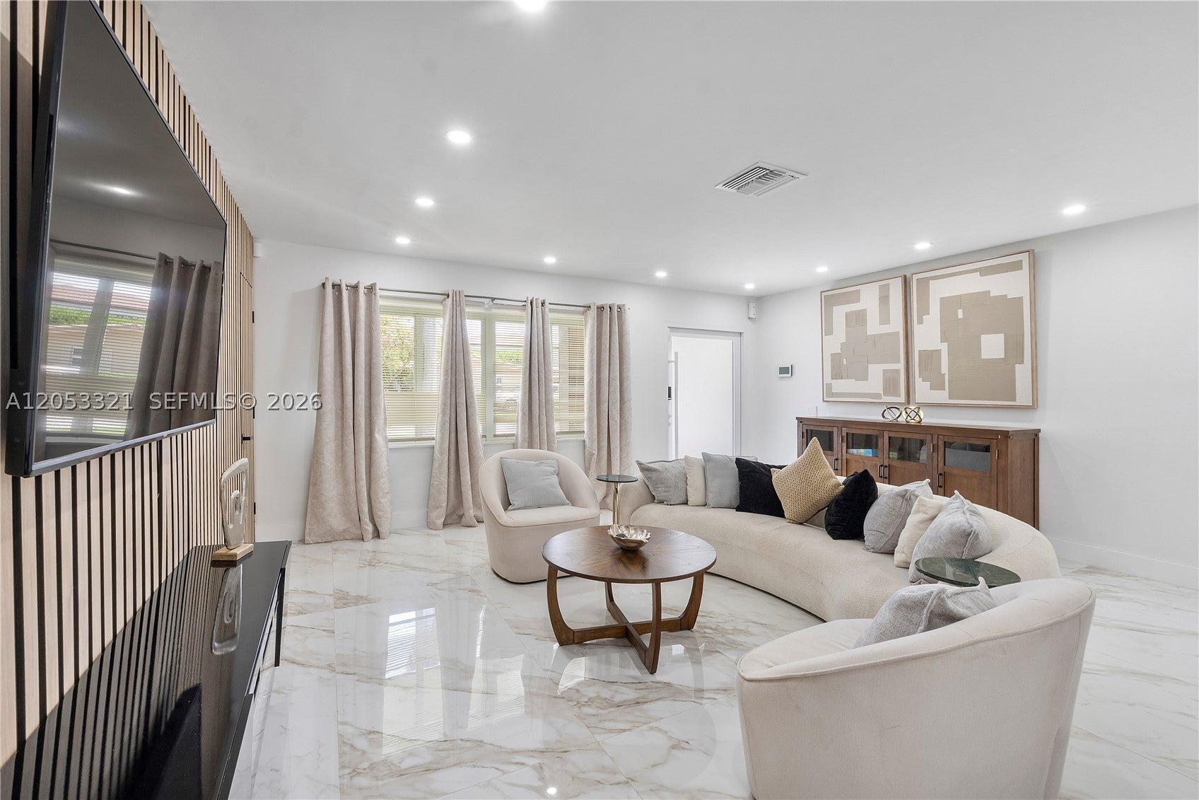 3261 Seaward Dr 3261