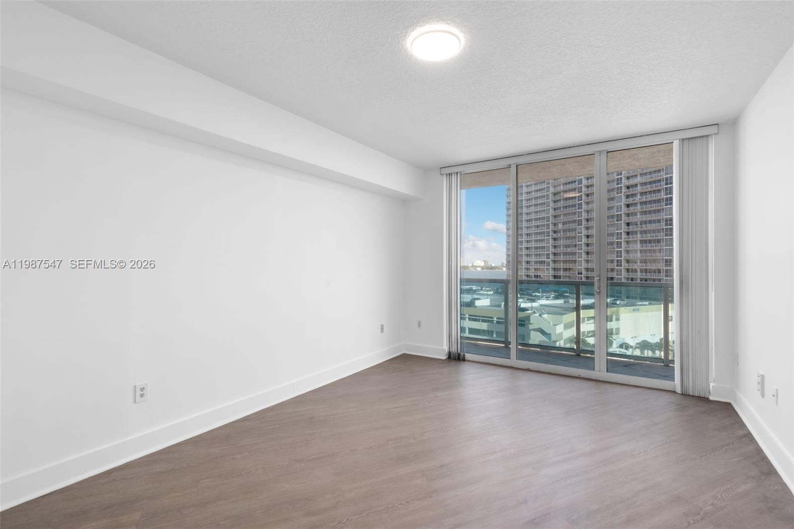 THE BRIDGEWATER CONDO - Residential Lease