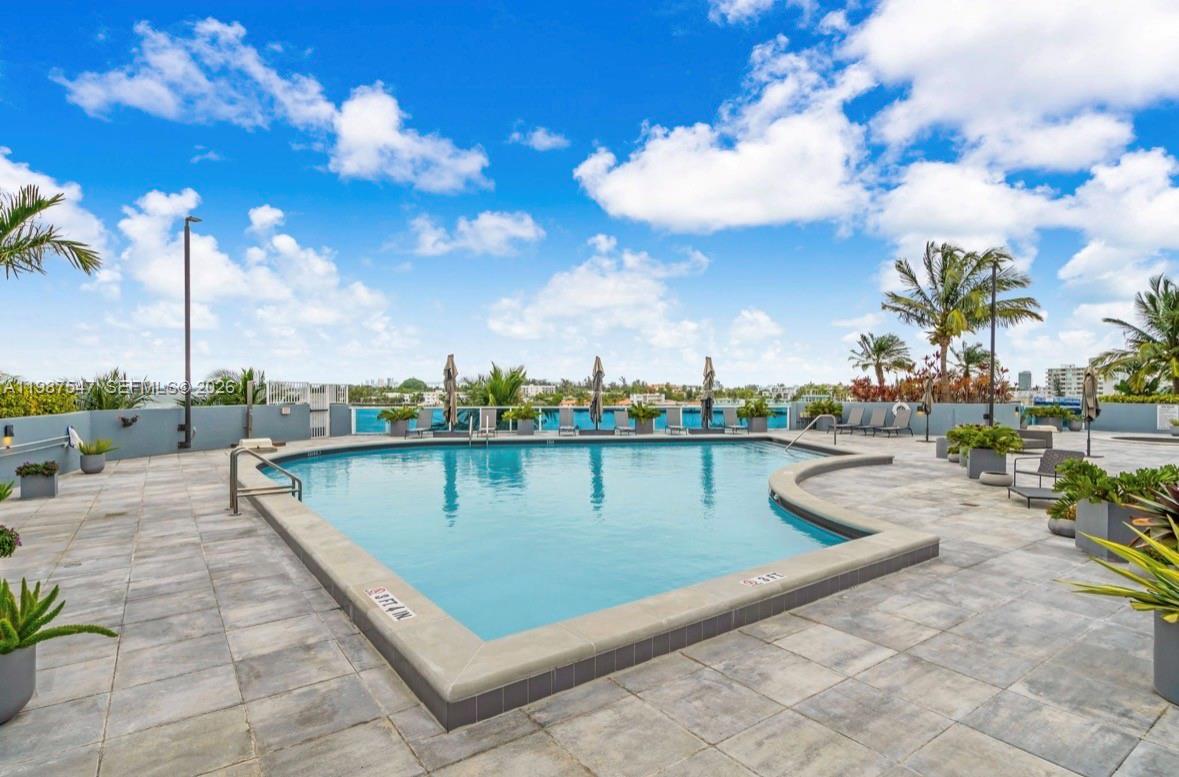 THE BRIDGEWATER CONDO - Residential Lease