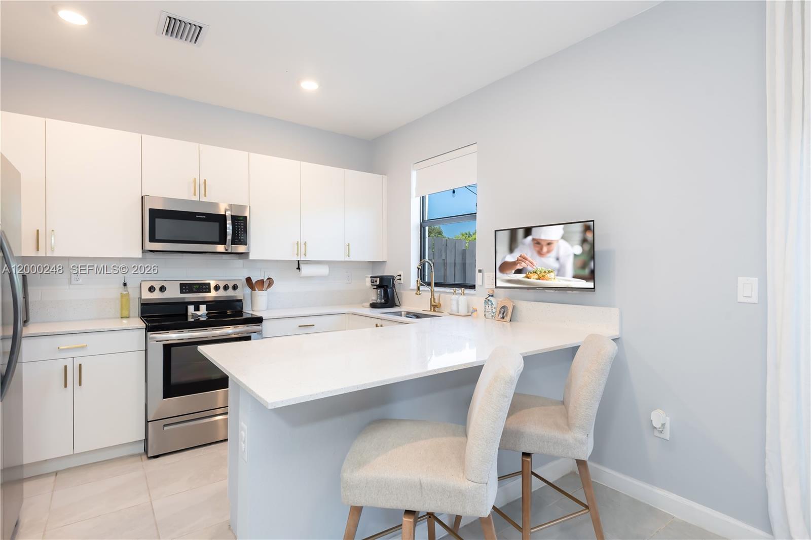 ENCLAVE SOUTH PHASE 2 - Residential