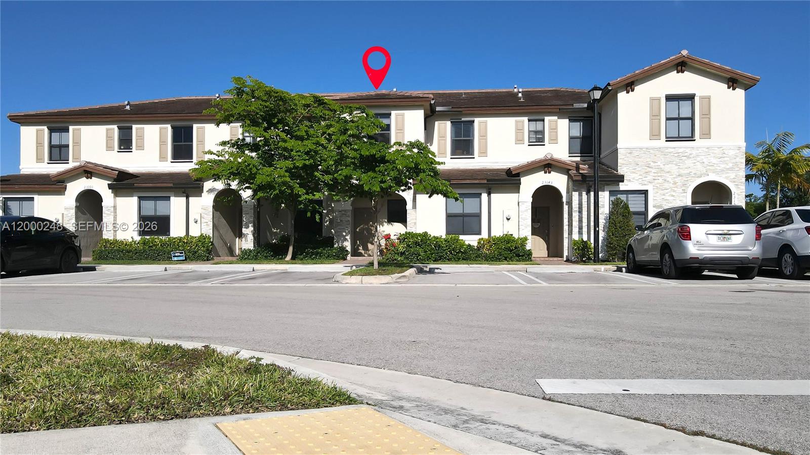 ENCLAVE SOUTH PHASE 2 - Residential