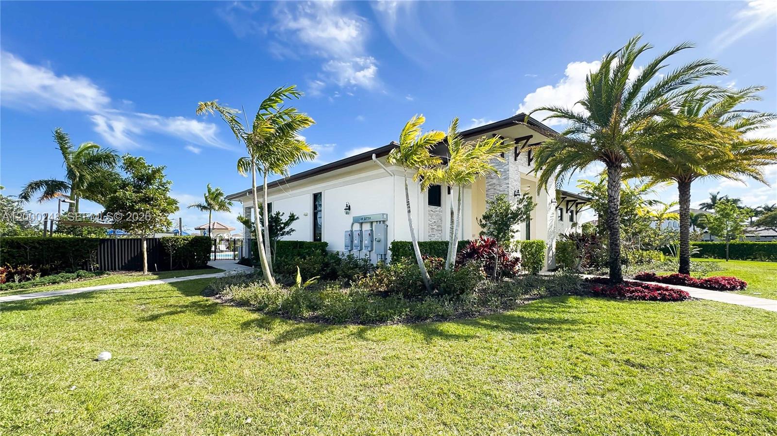 ENCLAVE SOUTH PHASE 2 - Residential