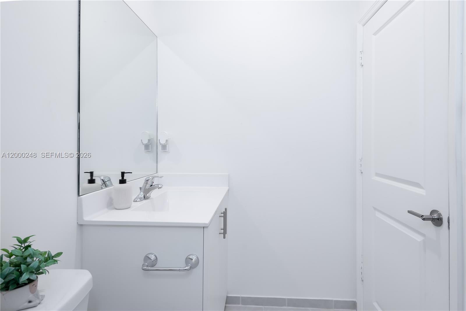 ENCLAVE SOUTH PHASE 2 - Residential