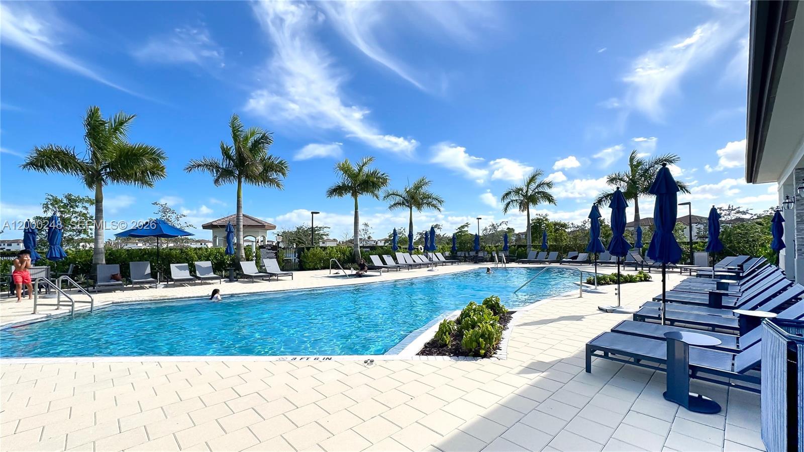 ENCLAVE SOUTH PHASE 2 - Residential