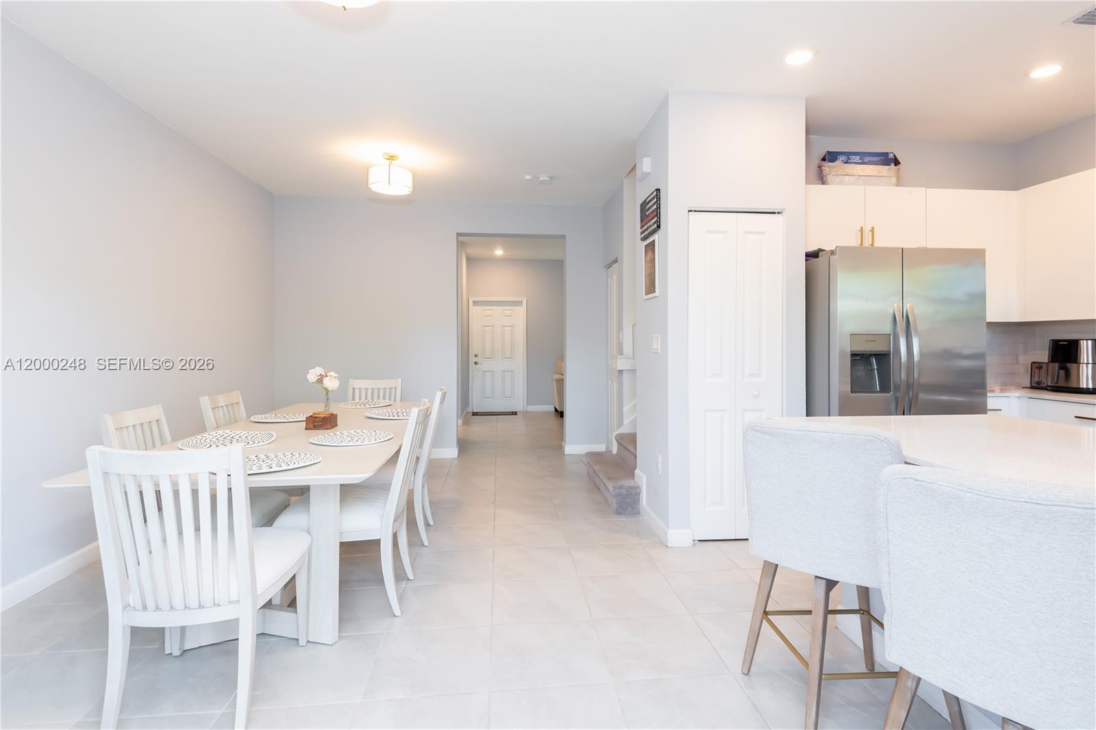 ENCLAVE SOUTH PHASE 2 - Residential