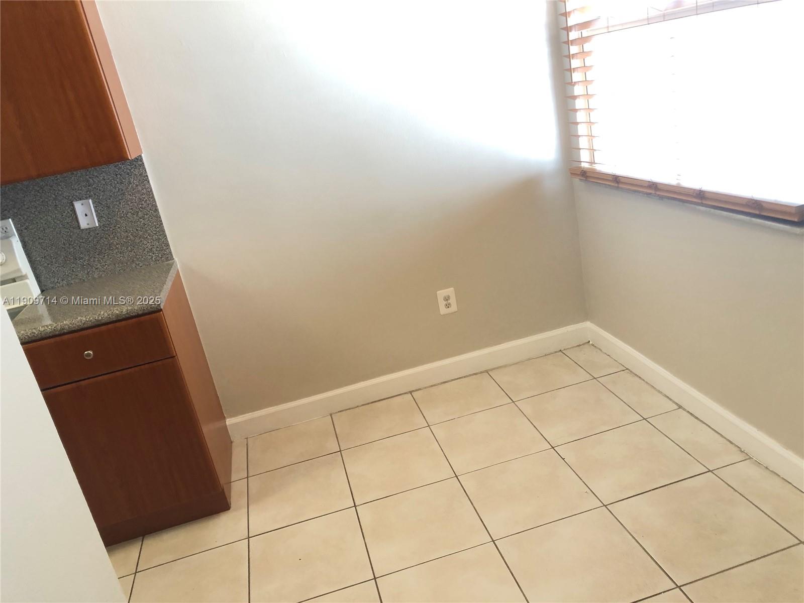 THE GREENS AT DORAL CONDO - Residential Lease