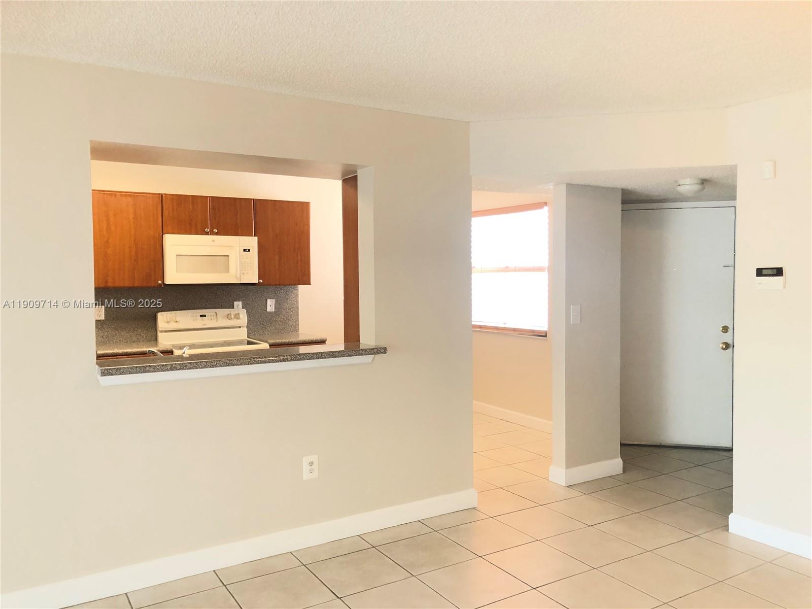 THE GREENS AT DORAL CONDO - Residential Lease