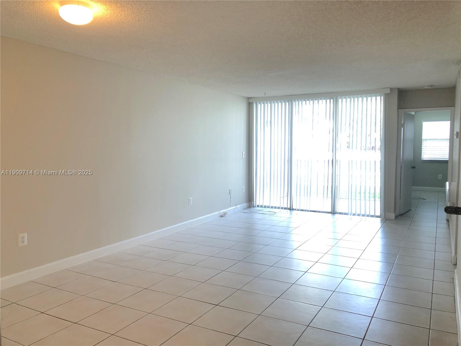 THE GREENS AT DORAL CONDO - Residential Lease