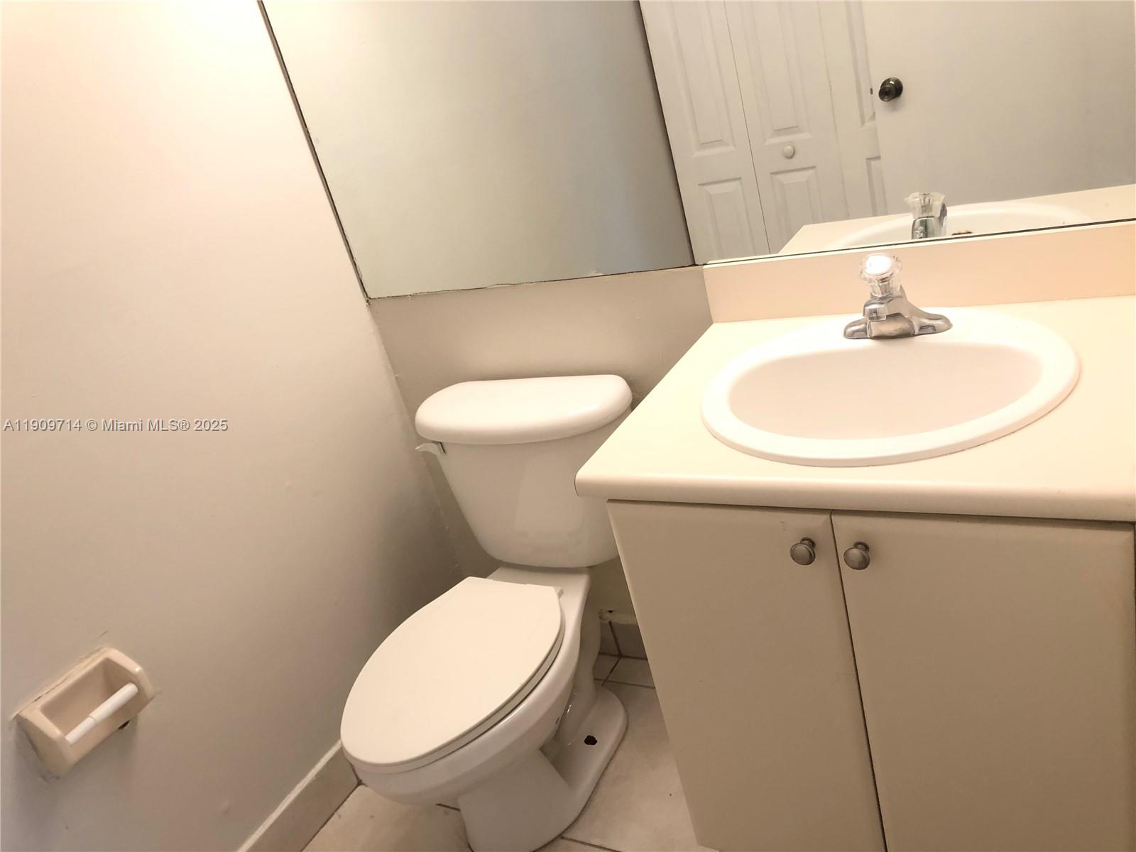 THE GREENS AT DORAL CONDO - Residential Lease