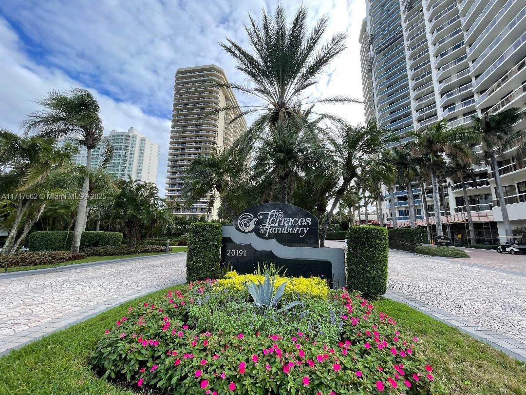20191 East Country Club Dr 408, Aventura, Miami-Dade County, Florida - 2 Bedrooms  
2 Bathrooms - 