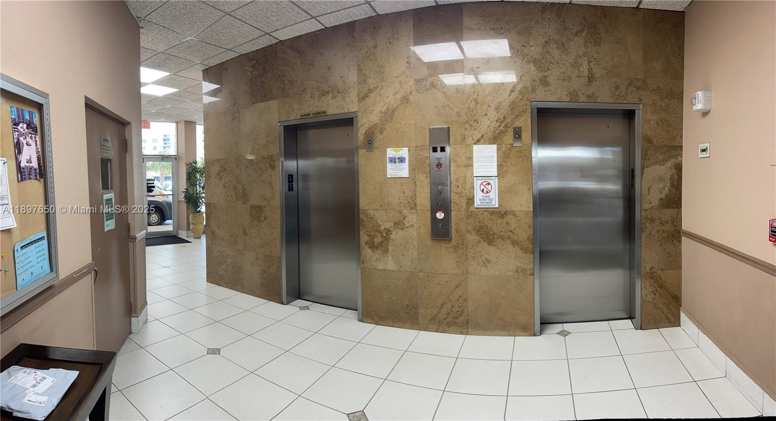 IMPERIAL TOWERS CONDO - Residential