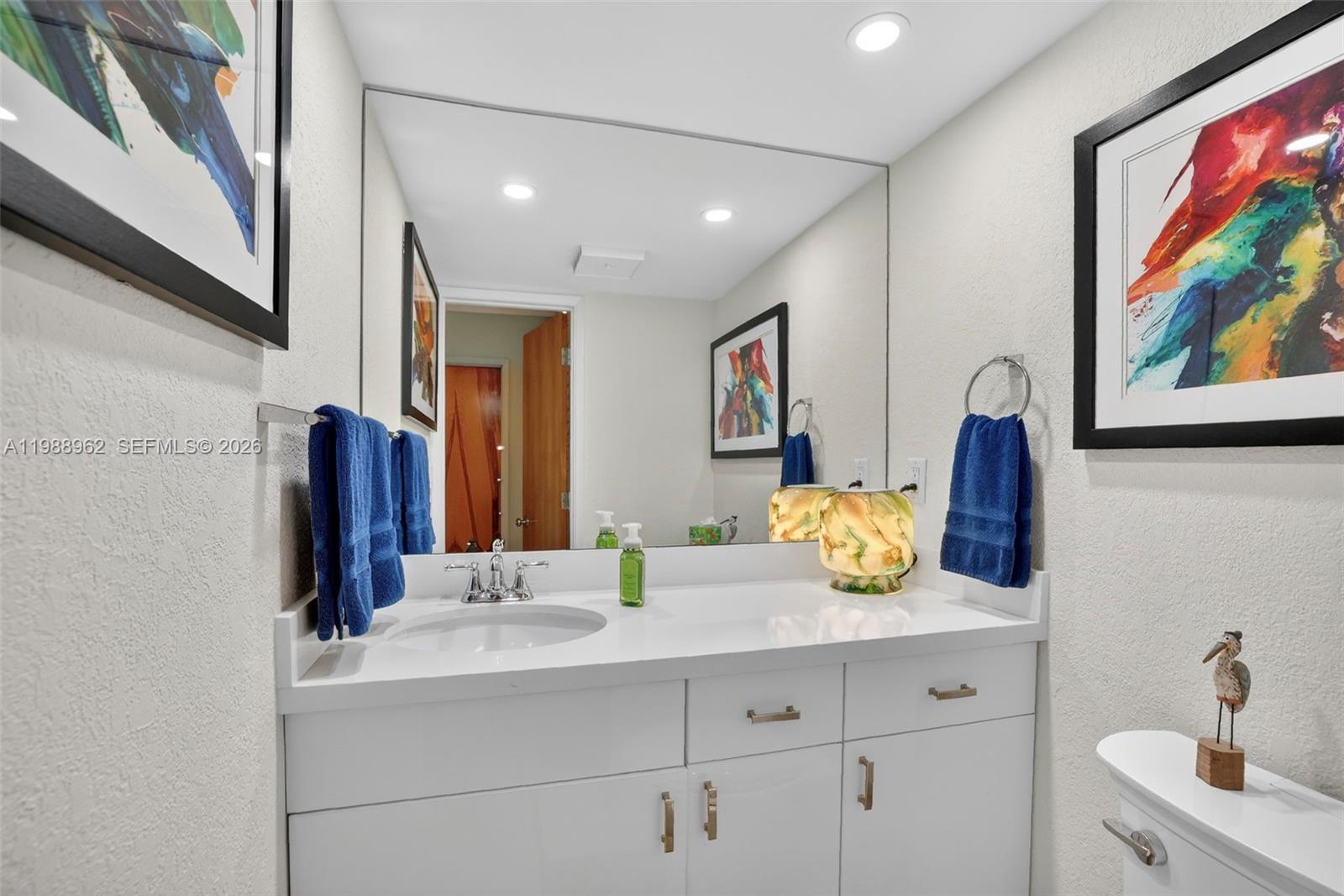 NOBEL POINT CONDO - Residential