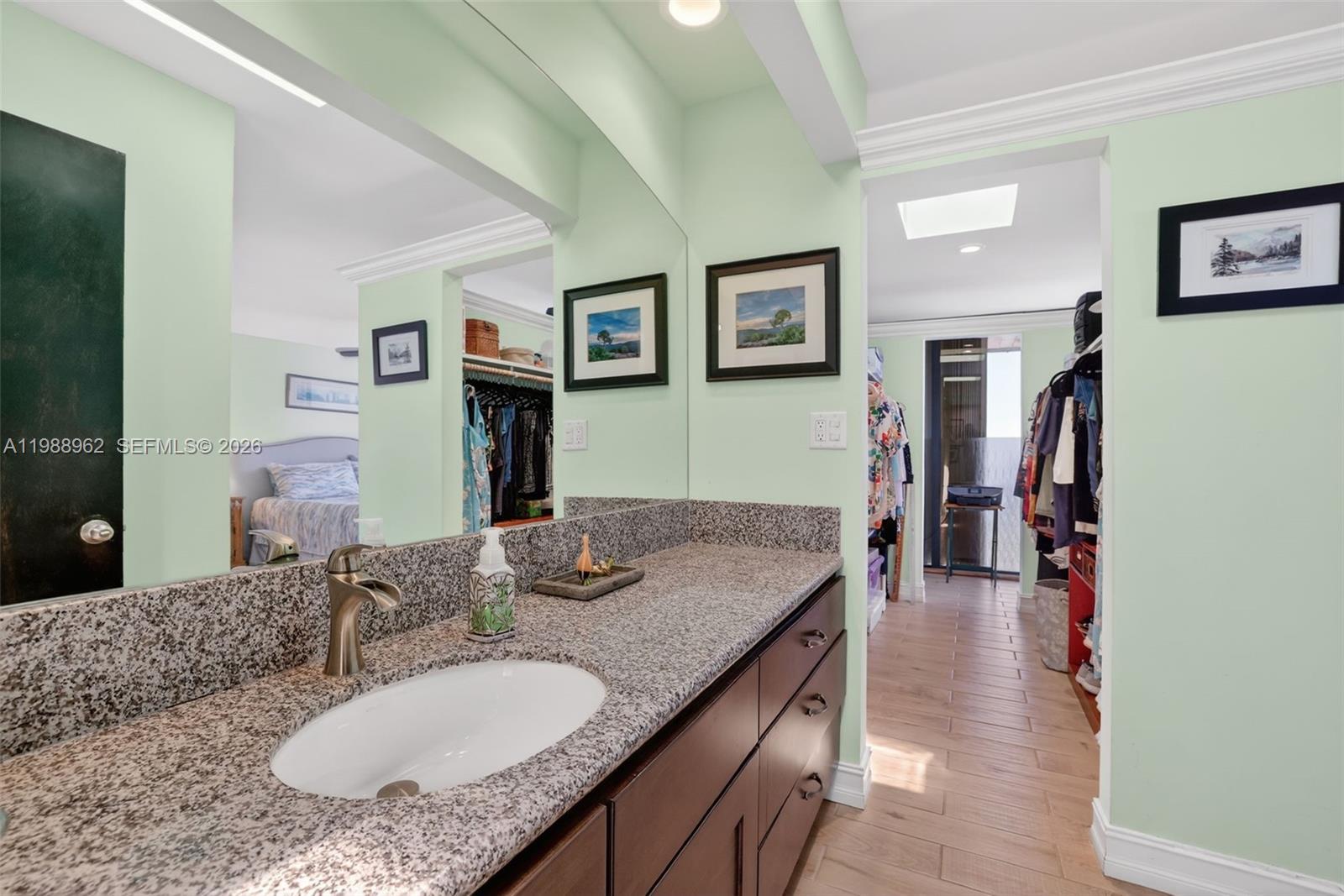 NOBEL POINT CONDO - Residential
