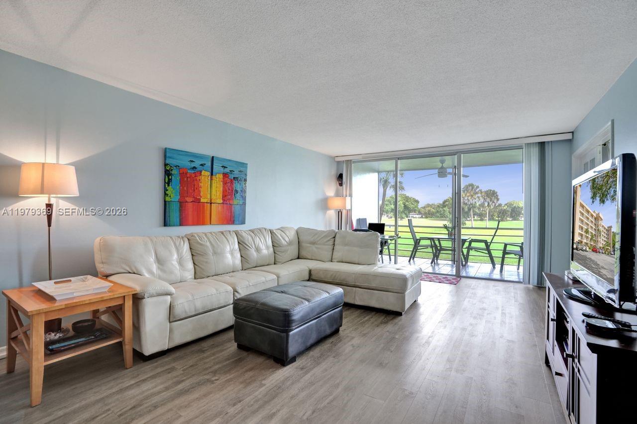 NO 14 PALM-AIRE COUNTRY C - Residential