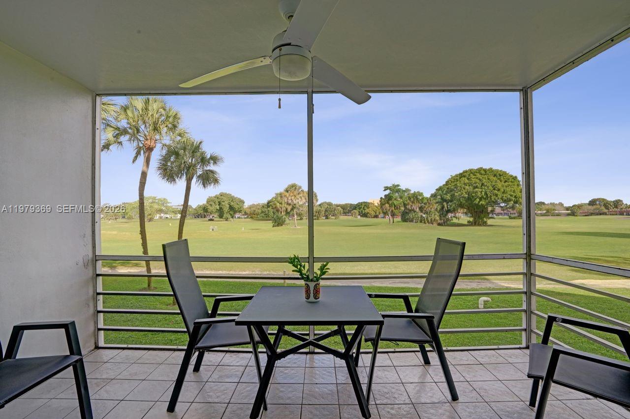 NO 14 PALM-AIRE COUNTRY C - Residential