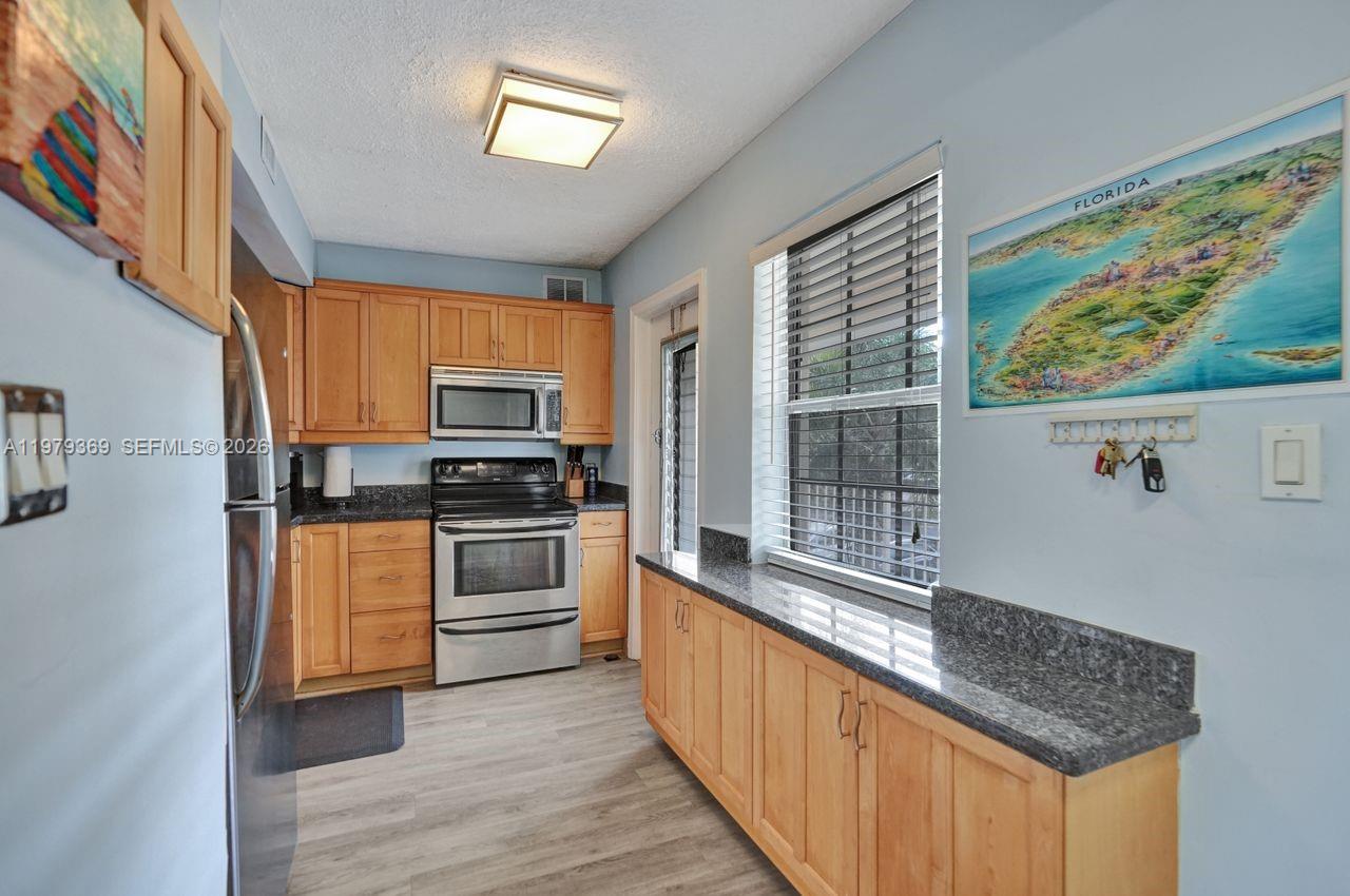 NO 14 PALM-AIRE COUNTRY C - Residential