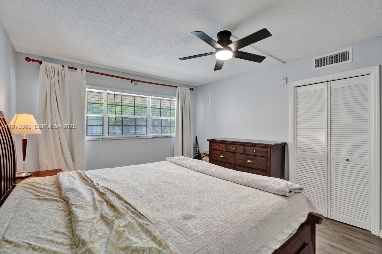 NO 14 PALM-AIRE COUNTRY C - Residential