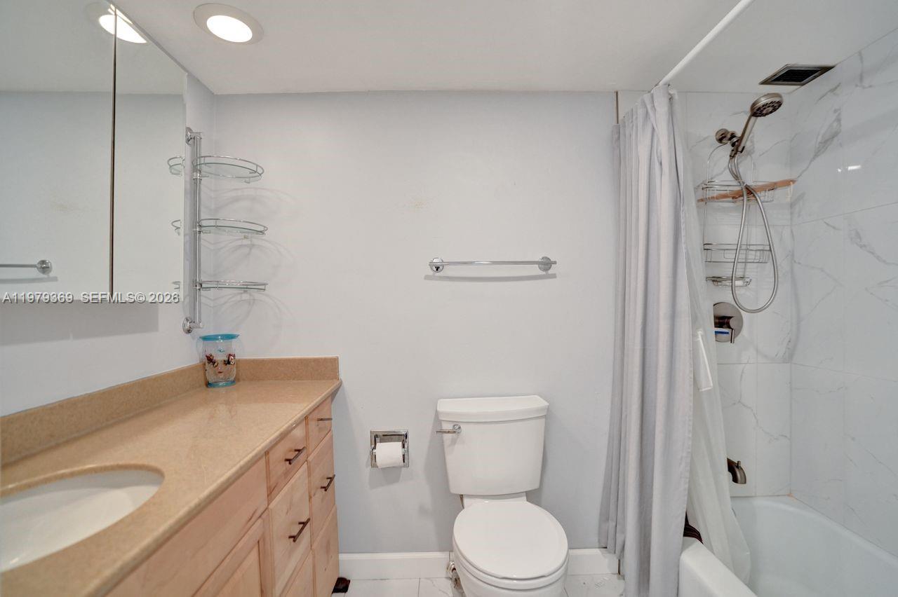 NO 14 PALM-AIRE COUNTRY C - Residential