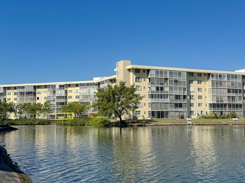 A home in Aventura