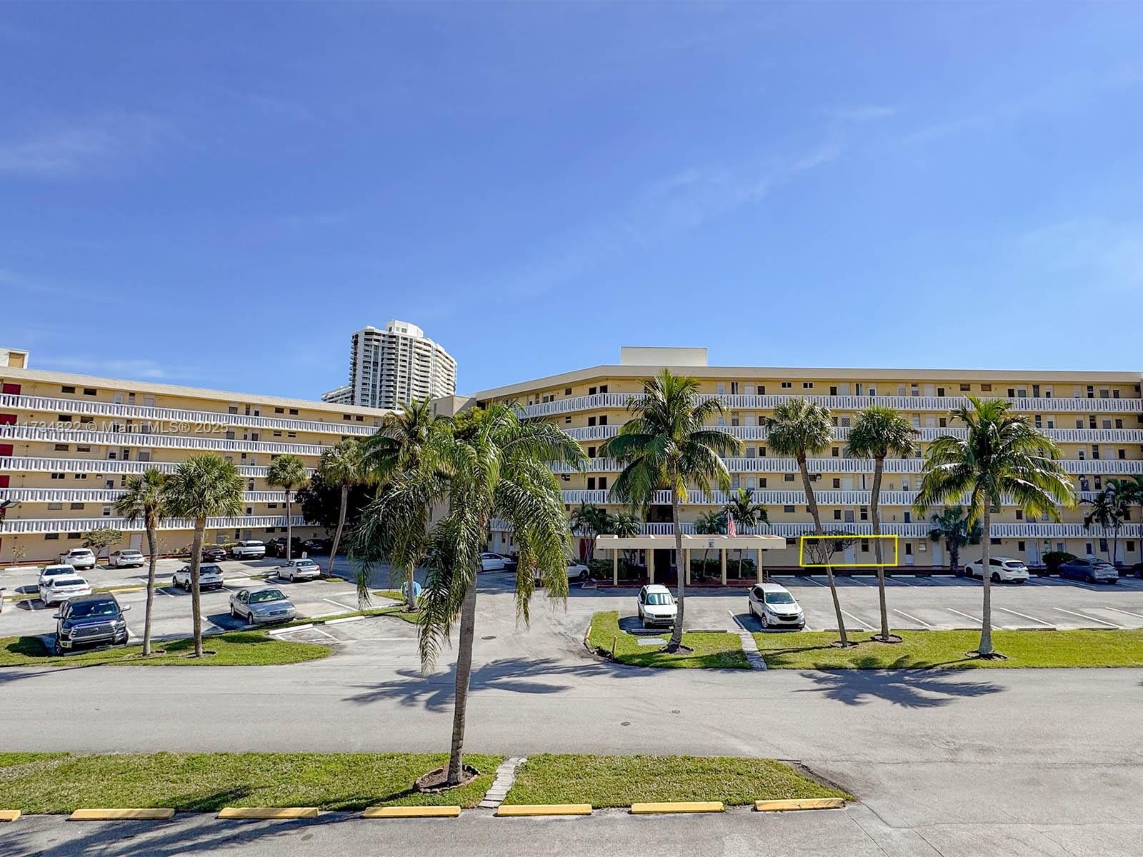 POINT EAST ONE CONDO-BLDG - Residential