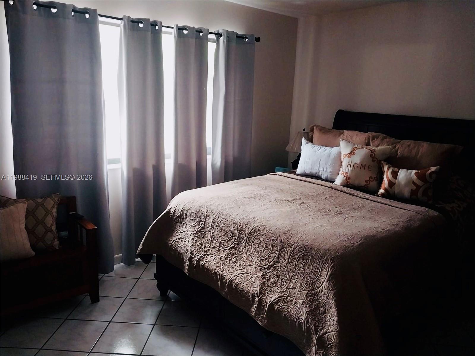 15525 N Miami Lakeway N 209-8