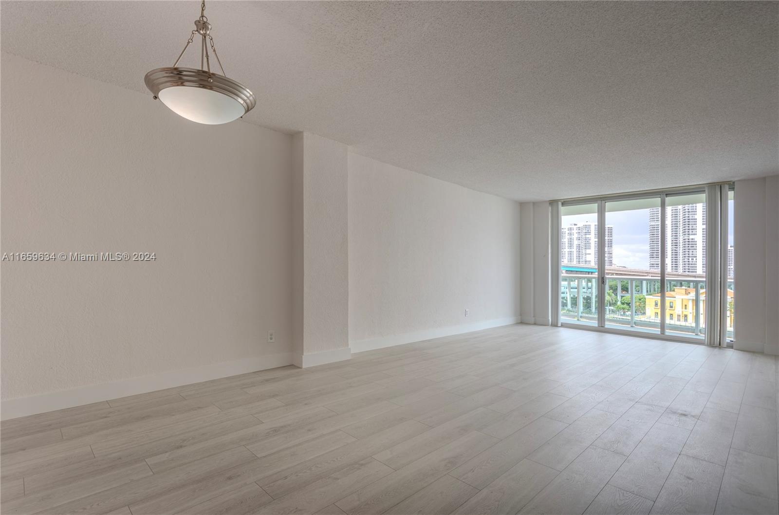 OCEANVIEW BUILDING A COND - Residential