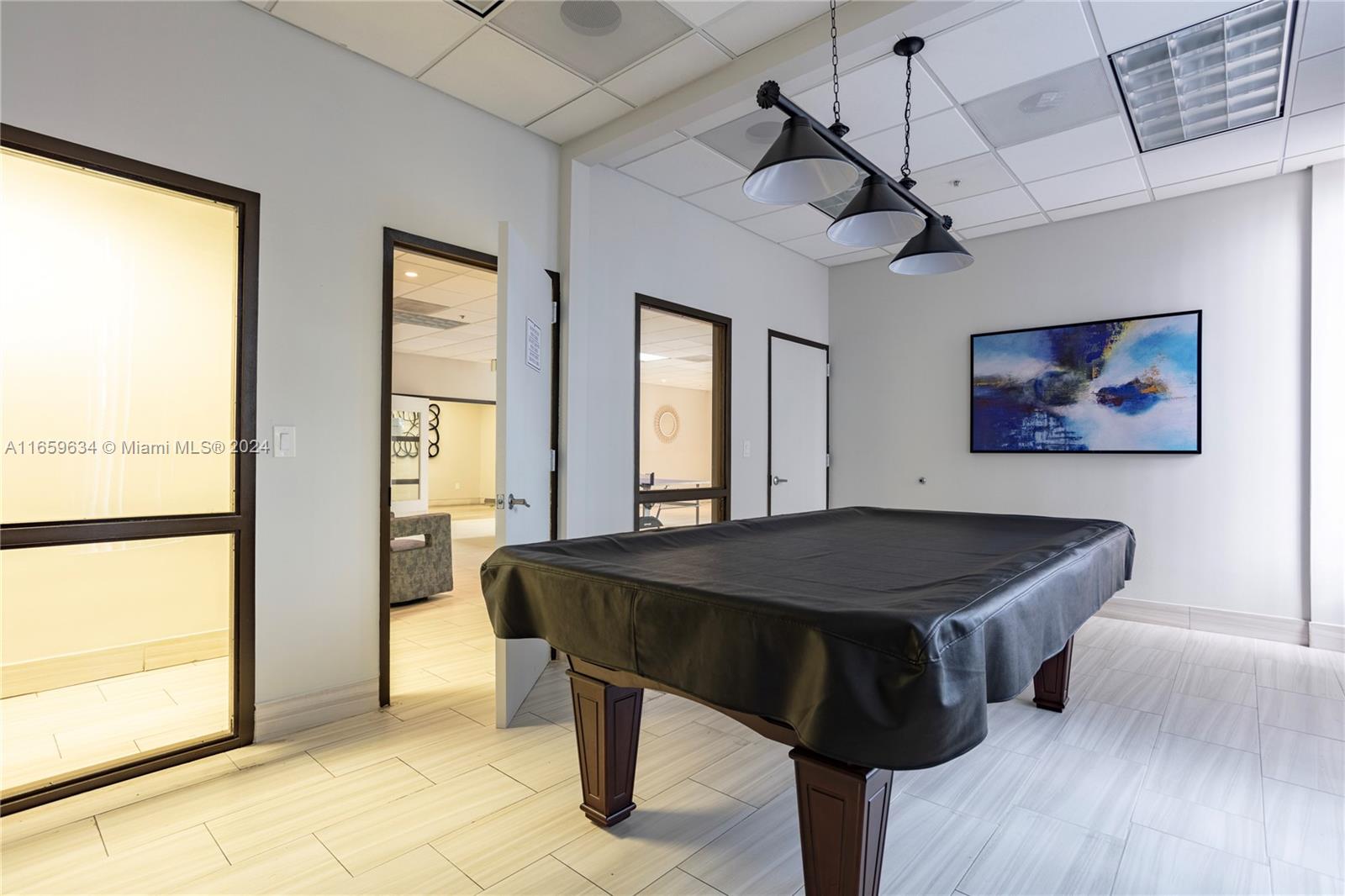 OCEANVIEW BUILDING A COND - Residential