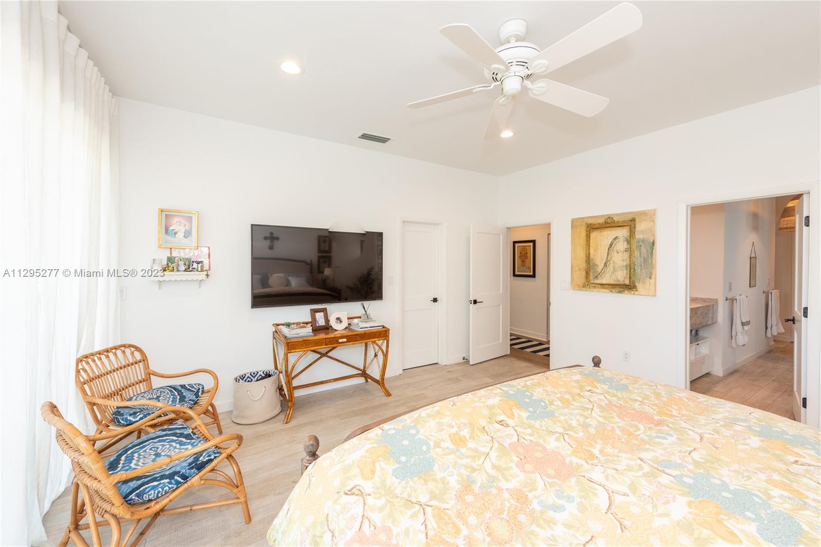 TROPICAL ISLE HOMES SUB 4 - Residential