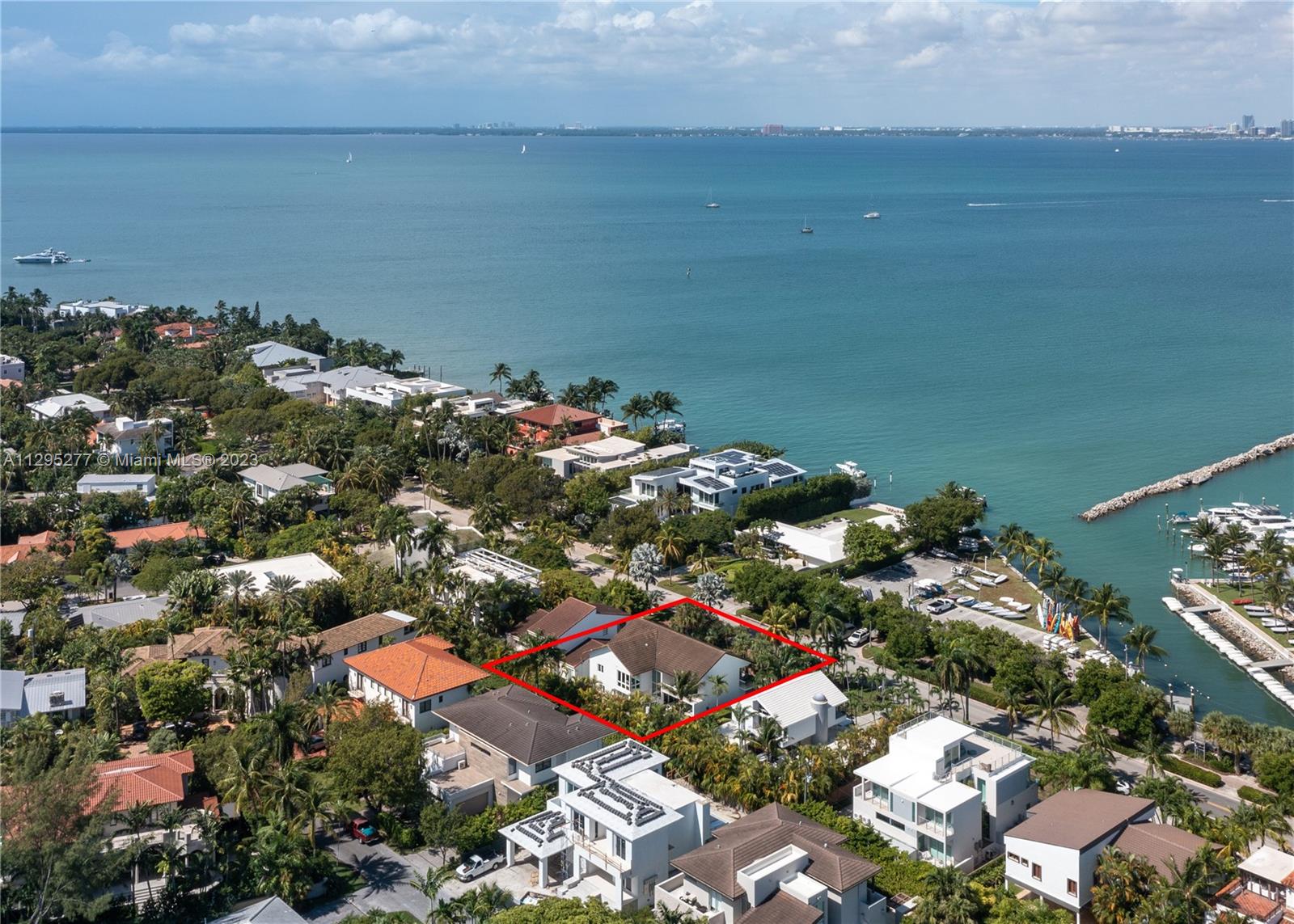 TROPICAL ISLE HOMES SUB 4 - Residential