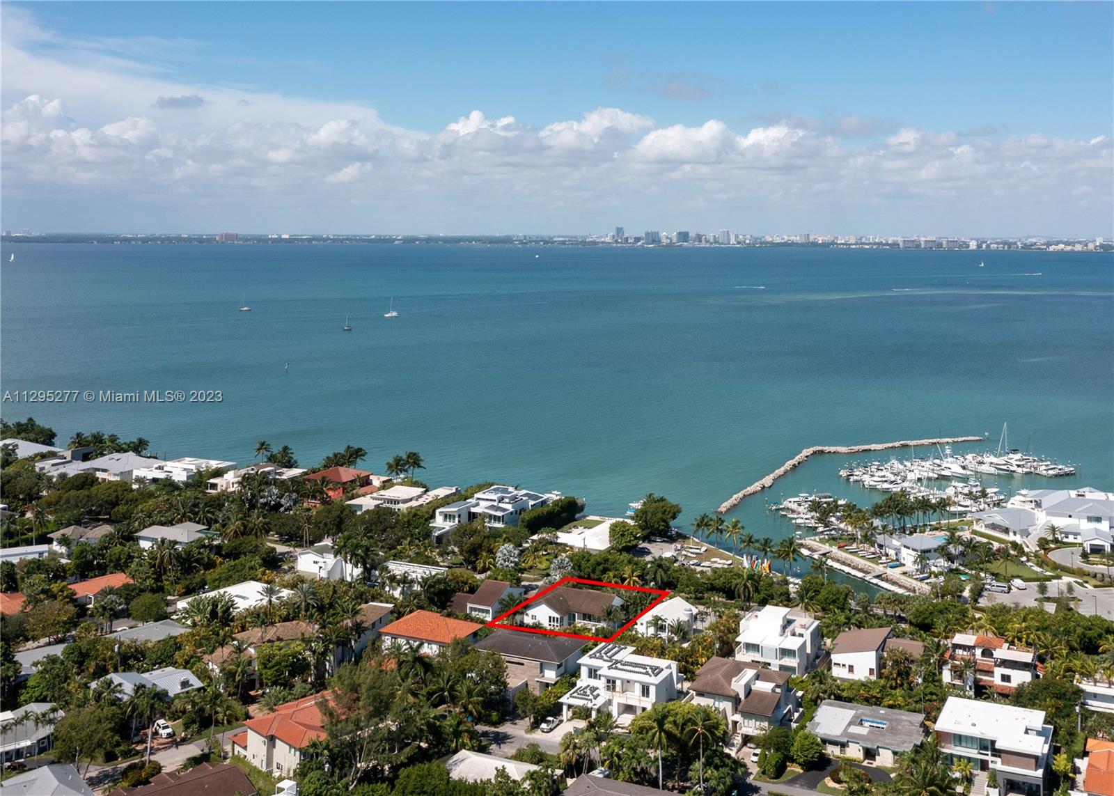 TROPICAL ISLE HOMES SUB 4 - Residential