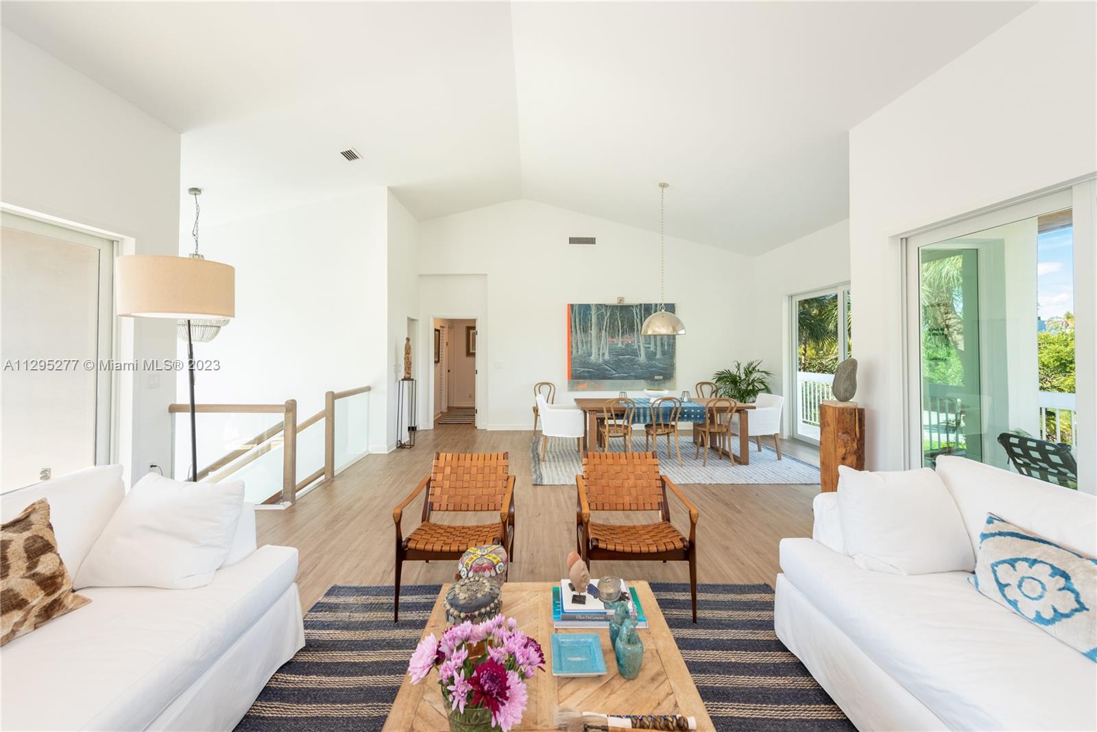 TROPICAL ISLE HOMES SUB 4 - Residential