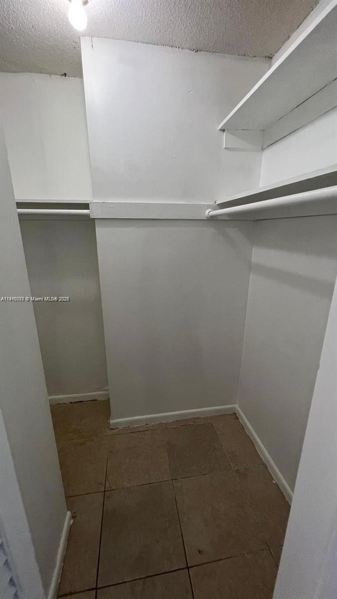 OLA CONDO - Residential Lease