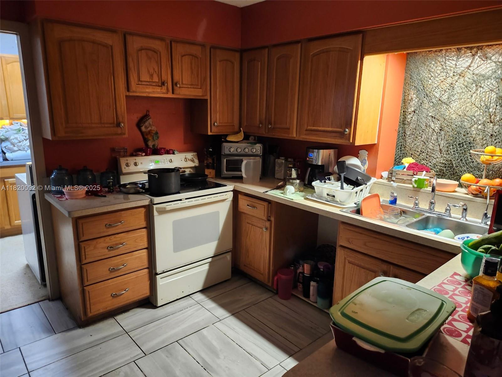 PALM VIEW HEIGHTS - Residential