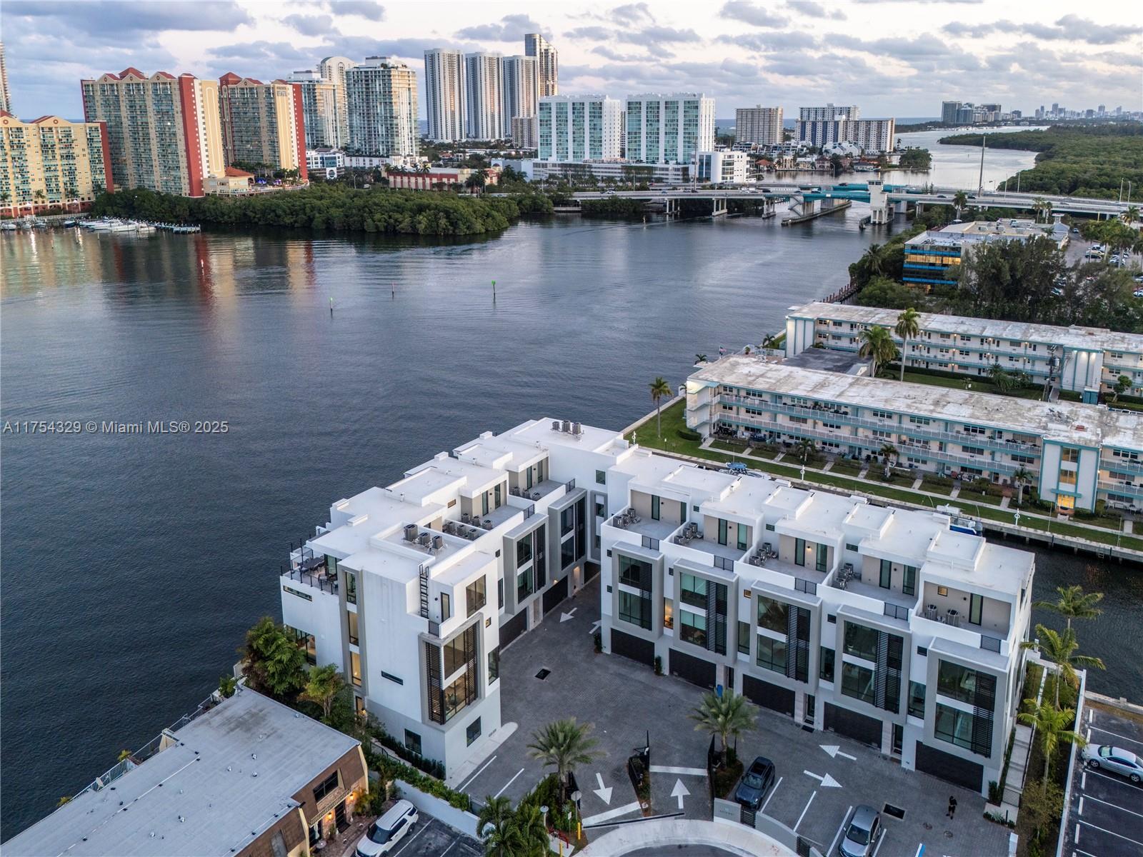 EASTERN SHORES - Residential