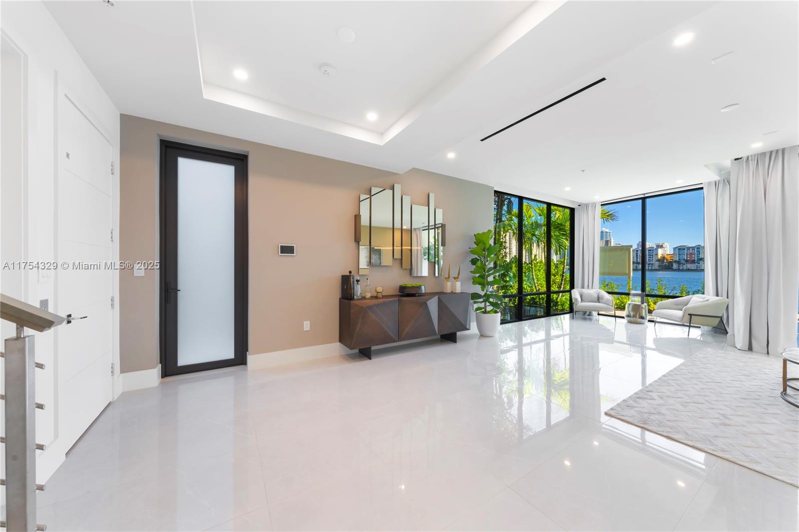 EASTERN SHORES - Residential