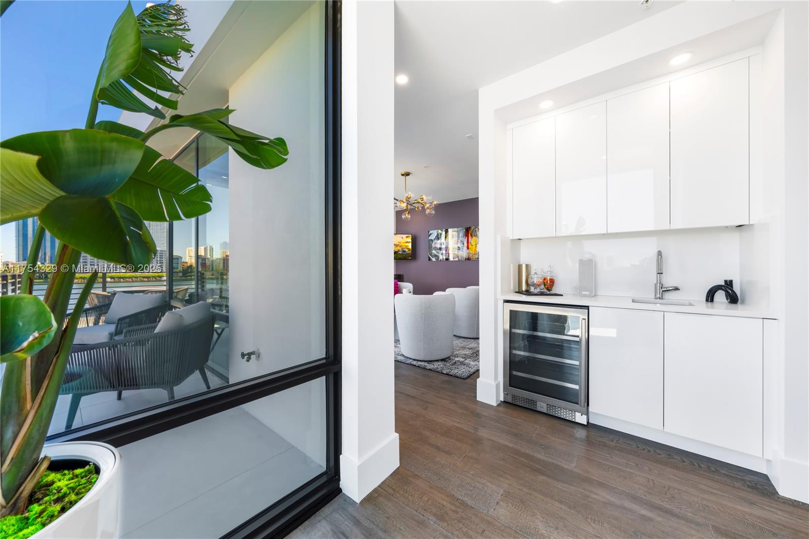 EASTERN SHORES - Residential