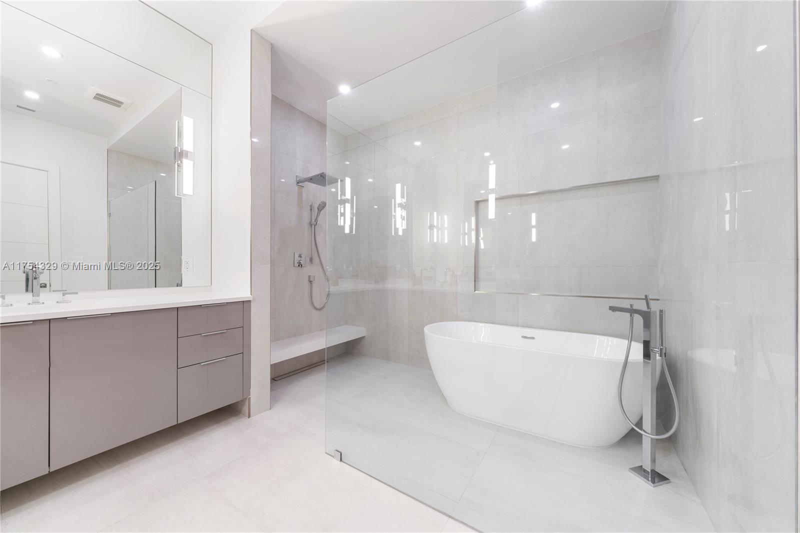 EASTERN SHORES - Residential