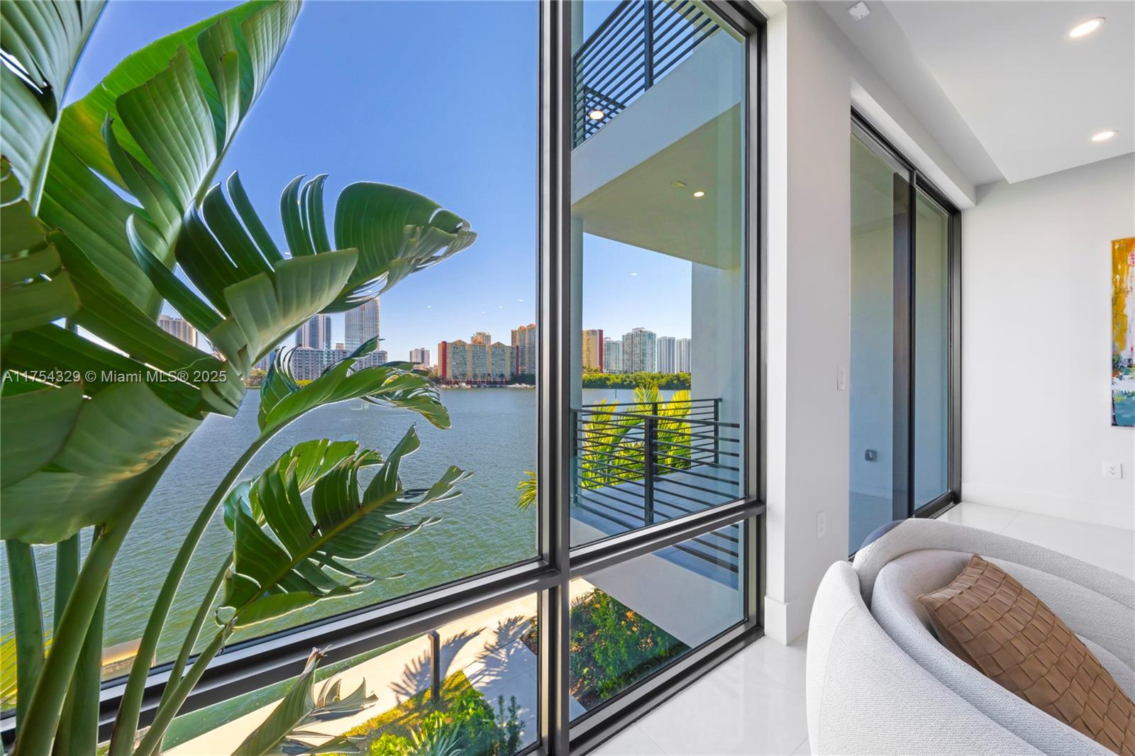 EASTERN SHORES - Residential