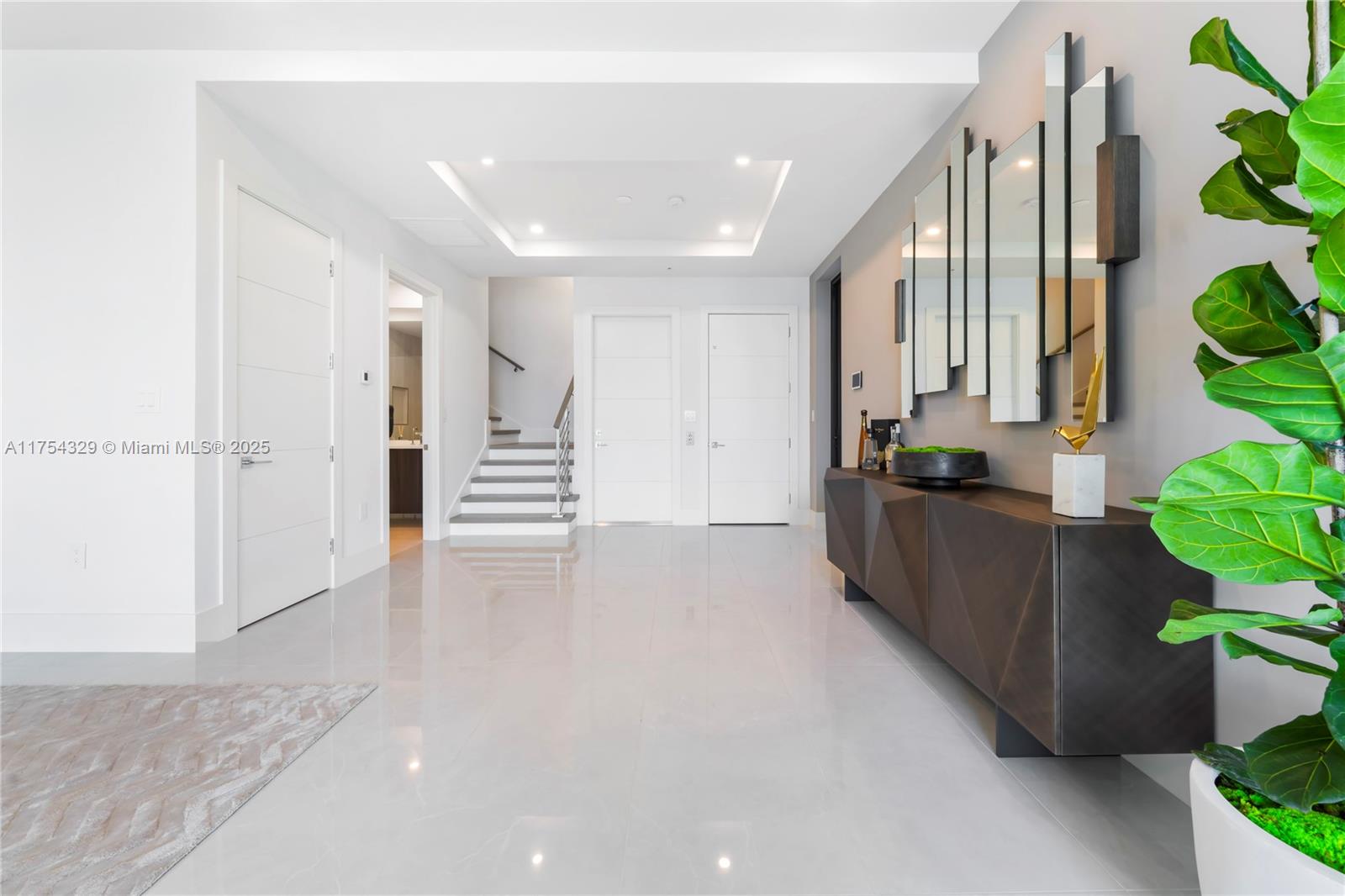 EASTERN SHORES - Residential