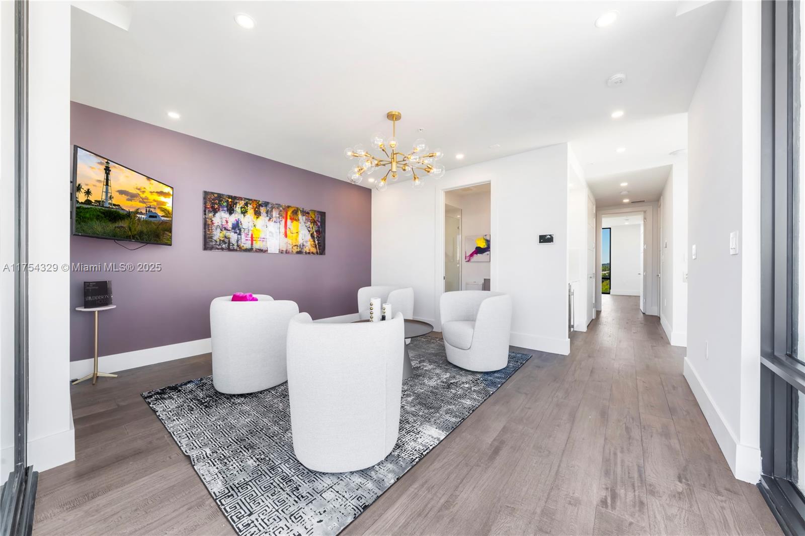 EASTERN SHORES - Residential