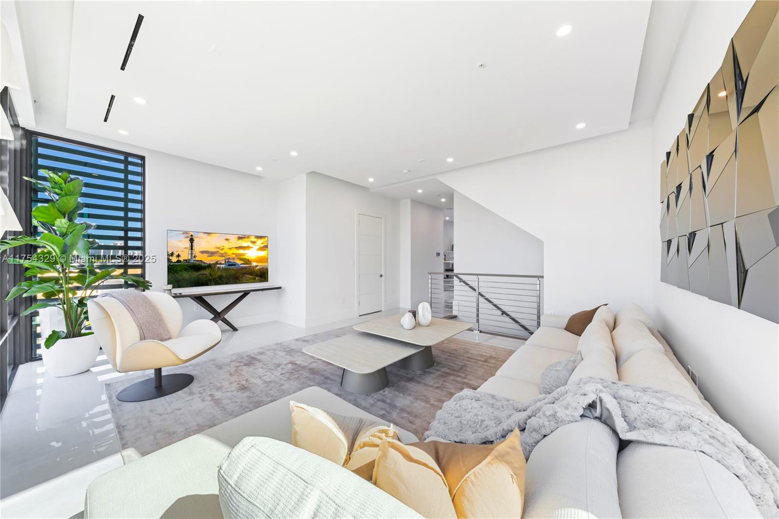 EASTERN SHORES - Residential