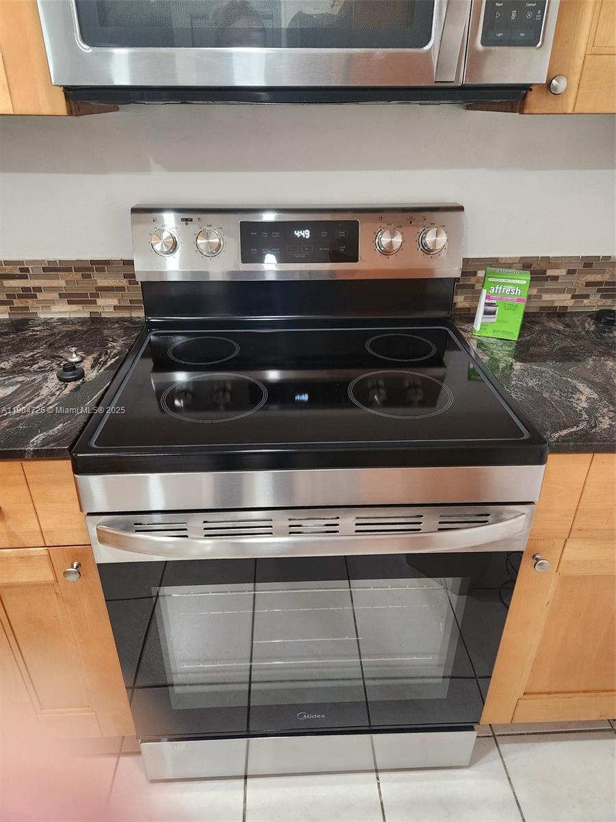 HERITAGE CIRCLE CONDO - Residential Lease