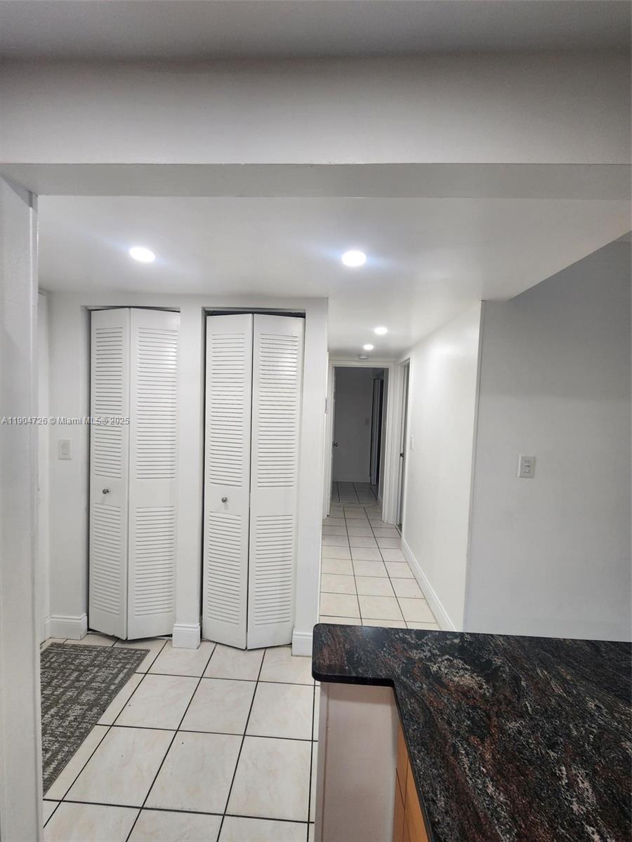 HERITAGE CIRCLE CONDO - Residential Lease