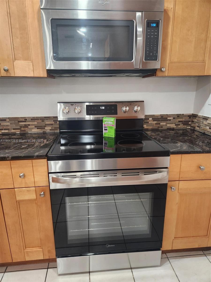 HERITAGE CIRCLE CONDO - Residential Lease