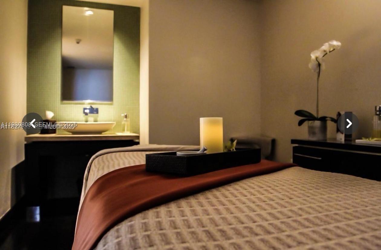 900 BISCAYNE BAY CONDO - Residential Lease