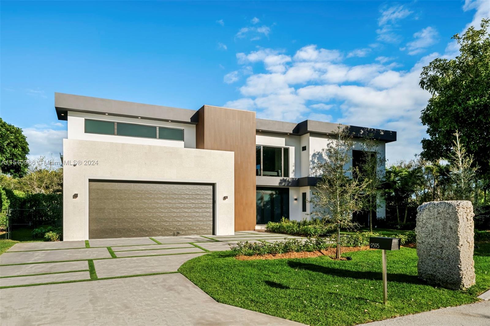 COCONUT PALM ESTATES - Residential